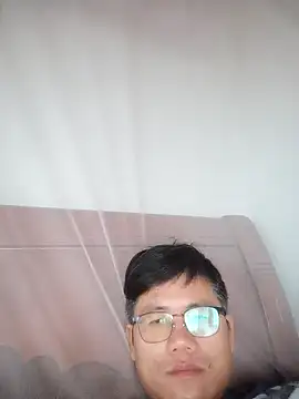 Snapshot of findagirlfriend chatting on 15, 12, 2025 findagirlfriend online show from 15, 12, 2025