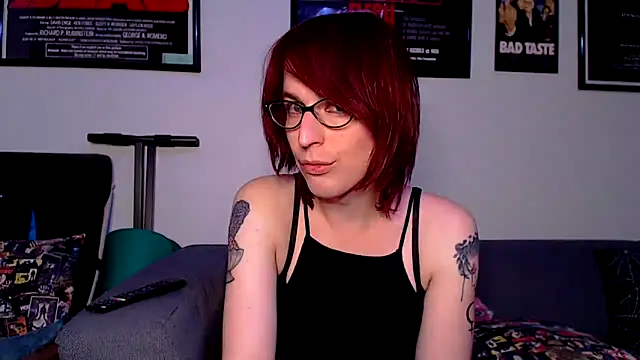 Snapshot of RyffBurnz chatting on 14, 4, 2026 RyffBurnz online show from 14, 4, 2026