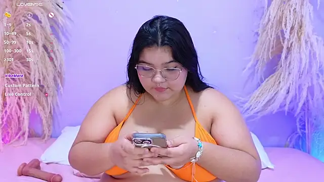 Snapshot of april_lopez6 chatting on 2, 3, 2025 april lopez6 online show from 2, 3, 2025