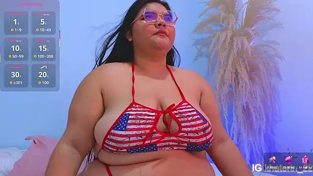 Snapshot of april_lopez6 chatting on 30, 11, 2025 april lopez6 online show from 30, 11, 2025