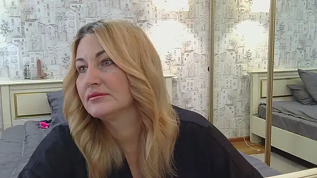 Snapshot of FOX-ME chatting on 4, 12, 2024 FOX-ME online show from 4, 12, 2024