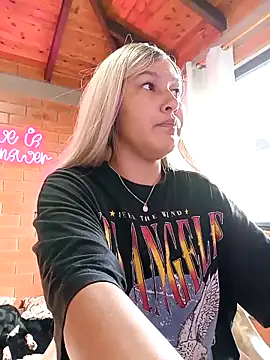 Snapshot of SamaraJay1 chatting on 9, 3, 2025 SamaraJay1 online show from 9, 3, 2025