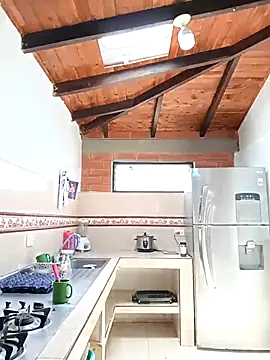 Snapshot of SamaraJay1 chatting on 8, 10, 2025 SamaraJay1 online show from 8, 10, 2025