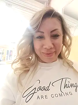 coral smitth online show from 28, 2, 2026