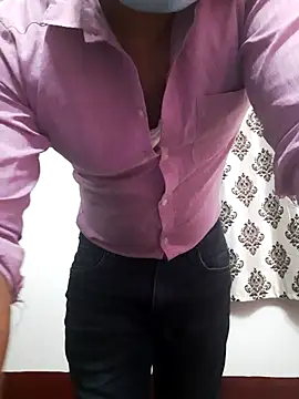 Guyinshortss online show from 3, 4, 2026