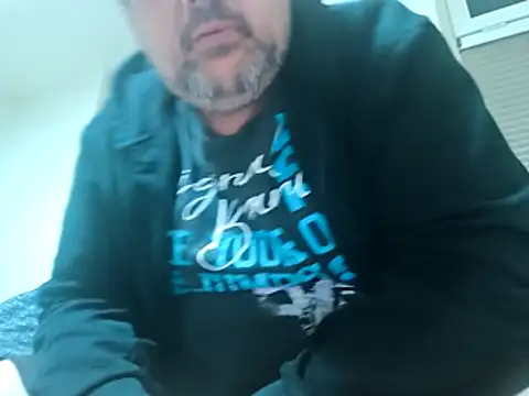 Snapshot of Ronny2510 chatting on 4, 4, 2026 Ronny2510 online show from 4, 4, 2026