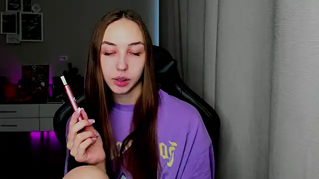Snapshot of Sm0ly chatting on 25, 5, 2026 Sm0ly online show from 25, 5, 2026
