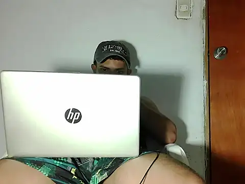 Snapshot of Latinsex2501 chatting on 22, 6, 2026 Latinsex2501 online show from 22, 6, 2026