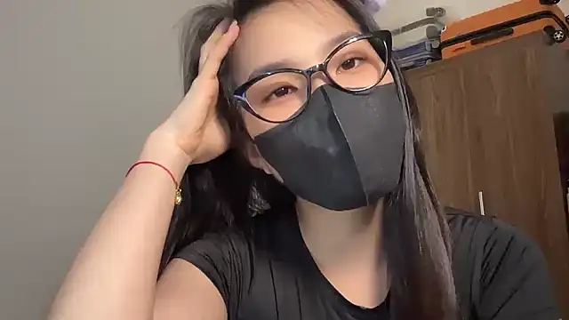 Snapshot of Lilisa_miu chatting on 7, 10, 2025 Lilisa miu online show from 7, 10, 2025