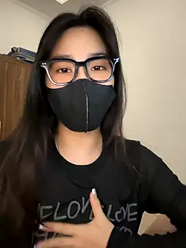 Snapshot of Lilisa_miu chatting on 27, 10, 2025 Lilisa miu online show from 27, 10, 2025