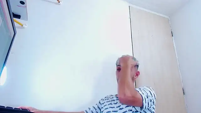 Gregory hard online show from 9, 11, 2025