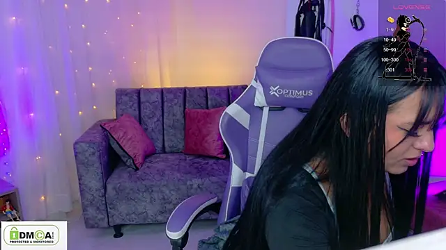 Snapshot of Miss_scarllet_ chatting on 13, 5, 2026 Miss scarllet online show from 13, 5, 2026