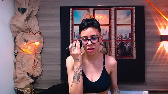 Cutie Shy  online show from 22, 10, 2025