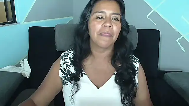 Snapshot of saggil23 chatting on 29, 9, 2025 saggil23 online show from 29, 9, 2025