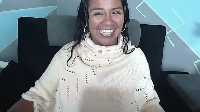 Snapshot of saggil23 chatting on 19, 10, 2025 saggil23 online show from 19, 10, 2025