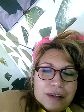 Snapshot of Kazsandraa chatting on 22, 3, 2025 Kazsandraa online show from 22, 3, 2025