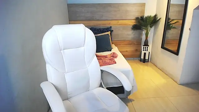 liseth fox online show from 20, 12, 2024