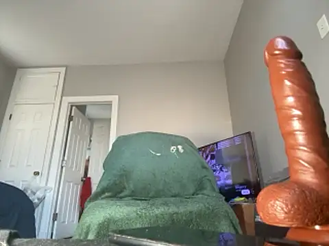 ChiRaqb8 online show from 1, 11, 2025