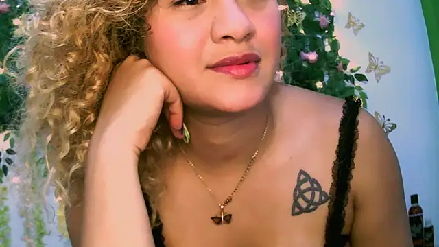 Crysrus online show from 2, 3, 2025