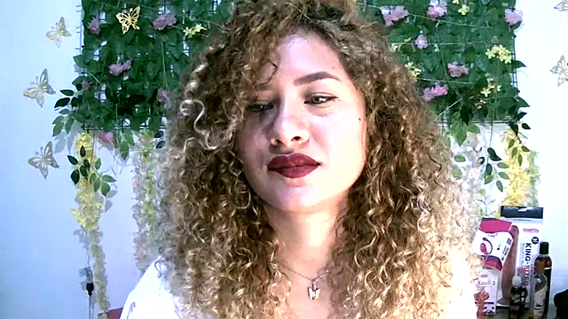 Crysrus online show from 22, 2, 2026