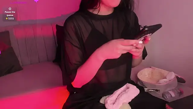 Snapshot of lara_madisson chatting on 13, 1, 2026 lara madisson online show from 13, 1, 2026