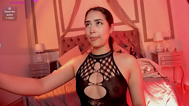 Snapshot of lara_madisson chatting on 21, 3, 2026 lara madisson online show from 21, 3, 2026