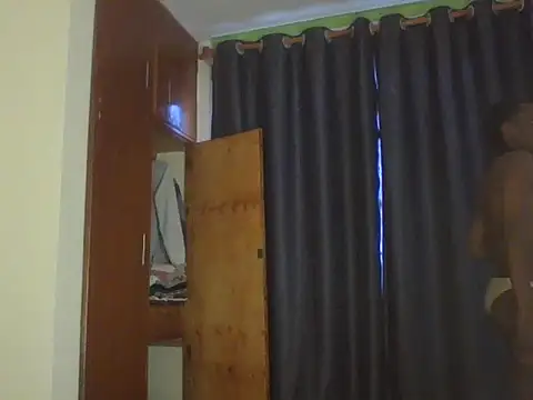 Snapshot of Apple_bitch chatting on 14, 11, 2025 Apple bitch online show from 14, 11, 2025