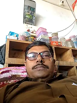 Snapshot of Srmotrs chatting on 27, 10, 2025 Srmotrs online show from 27, 10, 2025