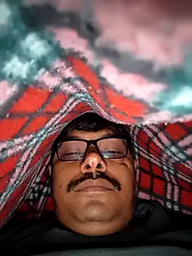 Snapshot of Srmotrs chatting on 9, 11, 2025 Srmotrs online show from 9, 11, 2025