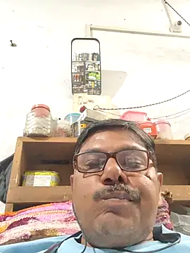 Snapshot of Srmotrs chatting on 9, 11, 2025 Srmotrs online show from 9, 11, 2025