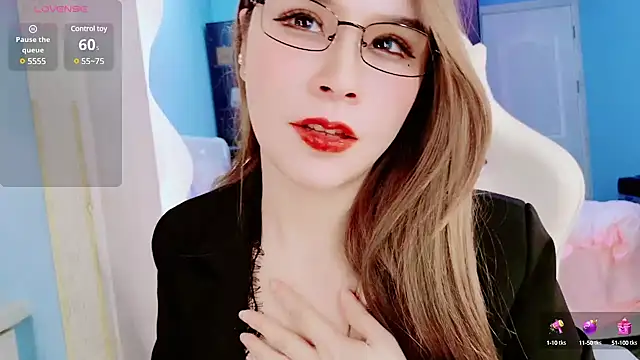 Snapshot of HU131452 chatting on 7, 1, 2025 HU131452 online show from 7, 1, 2025