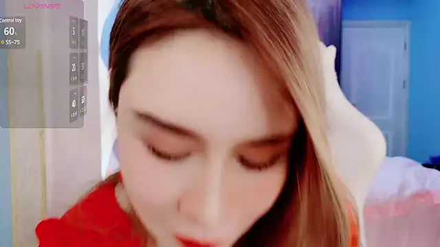 Snapshot of HU131452 chatting on 5, 2, 2025 HU131452 online show from 5, 2, 2025