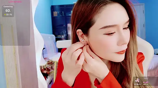 Snapshot of HU131452 chatting on 21, 3, 2025 HU131452 online show from 21, 3, 2025