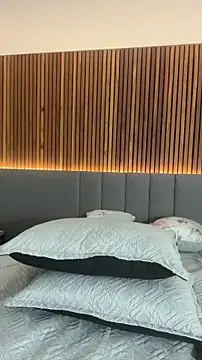 EmiilyAdams  online show from 7, 3, 2026