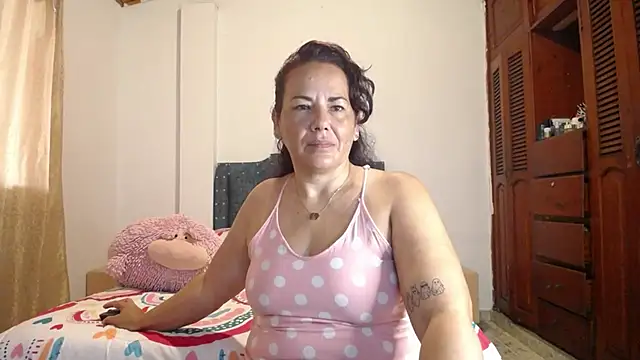 sofiamature01 online show from 31, 10, 2025