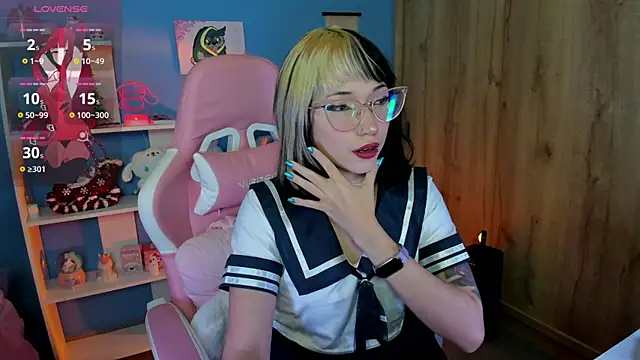 Artic love online show from 6, 2, 2025