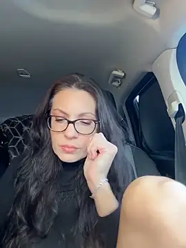 BeautifulMesss online show from 17, 11, 2025