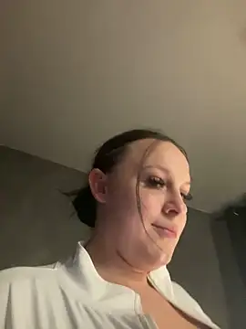 riri bstvx online show from 21, 2, 2025