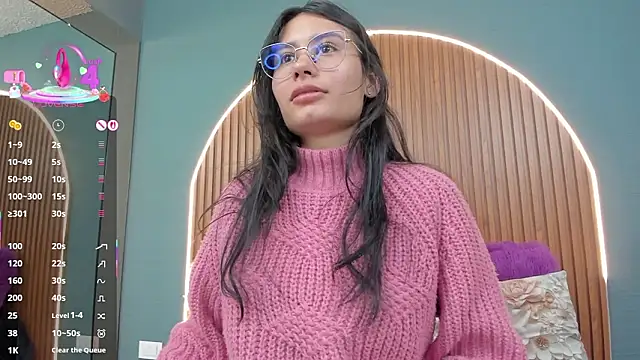 NayeCloud online show from 5, 2, 2026