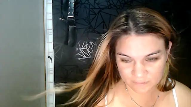 Snapshot of love_and_Lust chatting on 10, 10, 2025 love and Lust online show from 10, 10, 2025
