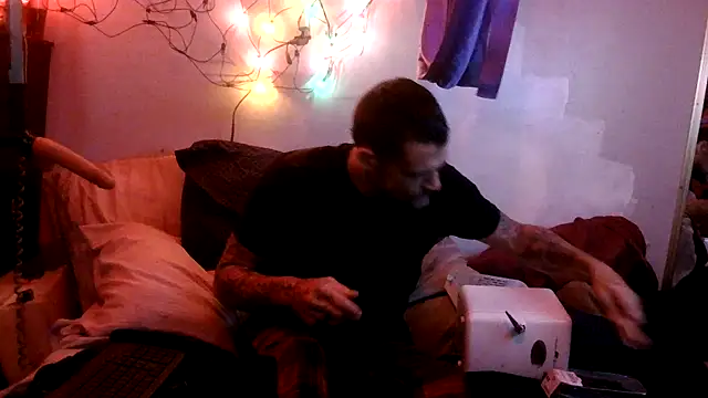 Snapshot of TheOneYouLove69 chatting on 20, 3, 2026 TheOneYouLove69 online show from 20, 3, 2026