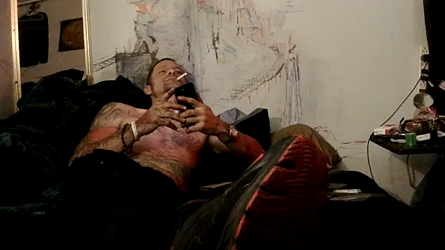 Snapshot of TheOneYouLove69 chatting on 23, 4, 2026 TheOneYouLove69 online show from 23, 4, 2026