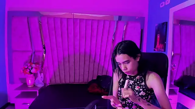 Jasmin Skinny online show from 19, 2, 2025