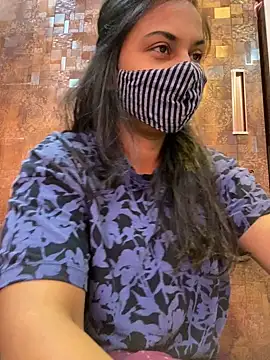 Snapshot of HaaniKaur chatting on 6, 1, 2025 HaaniKaur online show from 6, 1, 2025