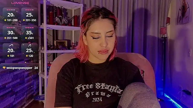 Snapshot of Hairyandsexysalma chatting on 13, 1, 2025 Hairyandsexysalma online show from 13, 1, 2025