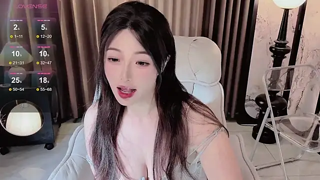 Snapshot of Yaikun0-0 chatting on 17, 10, 2025 Yaikun0-0 online show from 17, 10, 2025