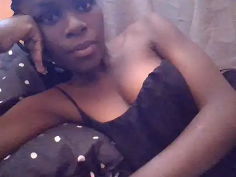 Snapshot of ebonyvalleria1 chatting on 6, 4, 2026 ebonyvalleria1 online show from 6, 4, 2026