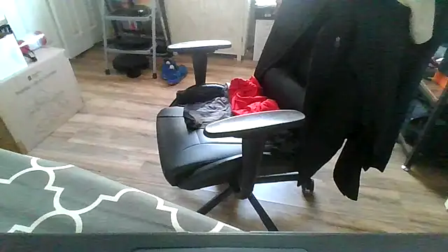 Snapshot of Willie8762 chatting on 13, 3, 2026 Willie8762 online show from 13, 3, 2026