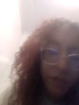 Snapshot of lorraine_alves_ferreira chatting on 20, 5, 2026 lorraine alves ferreira online show from 20, 5, 2026