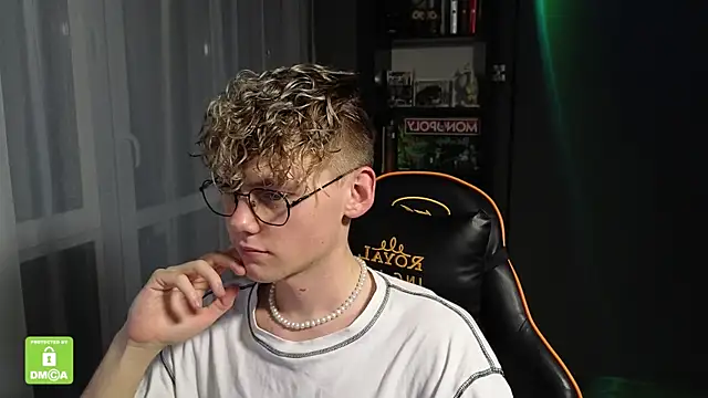 Keytaro online show from 11, 11, 2025